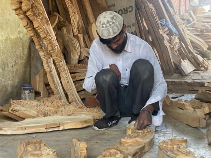 UP polls: Saharanpur wood artisans seek cap on price inflation, better civic amenities | UP polls: Saharanpur wood artisans seek cap on price inflation, better civic amenities