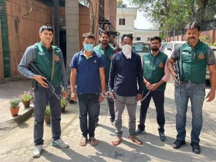 Delhi Police arrest two for running interstate illegal arms racket, 20 pistols recovered | Delhi Police arrest two for running interstate illegal arms racket, 20 pistols recovered
