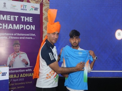 Paralympics double-medallist Singhraj Adhana takes PM's 'Meet The Champions' campaign to J-K | Paralympics double-medallist Singhraj Adhana takes PM's 'Meet The Champions' campaign to J-K