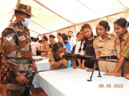 Azadi ka Amrit Mahotsav: Army organises equipment and weapon display in Assam's Dibrugarh | Azadi ka Amrit Mahotsav: Army organises equipment and weapon display in Assam's Dibrugarh