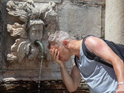 Higher temperatures expected as Europe bakes in blistering heat | Higher temperatures expected as Europe bakes in blistering heat