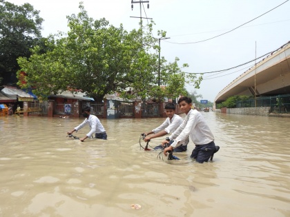 Delhi flood: Schools, colleges to remain shut till Sunday | Delhi flood: Schools, colleges to remain shut till Sunday