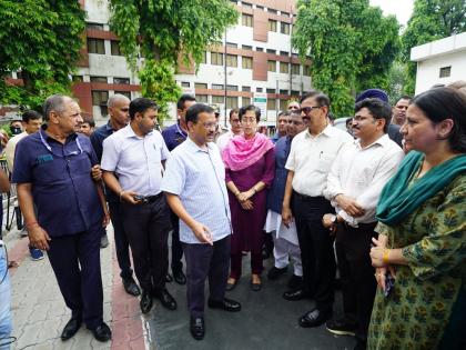 Kejriwal visits Mori Gate relief camp, says affected people will be compensated | Kejriwal visits Mori Gate relief camp, says affected people will be compensated Kejriwal visits Mori Gate relief camp, says affected people will be compensated | Kejriwal visits Mori Gate relief camp, says affected people will be compensated