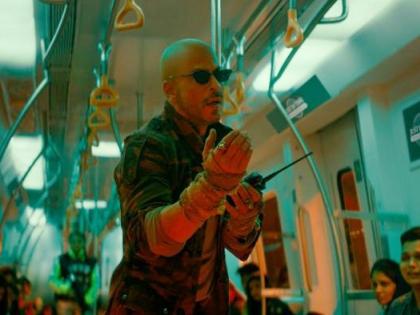 SRK turns choreographer for 'Beqarar Karke' track in 'Jawan' | SRK turns choreographer for 'Beqarar Karke' track in 'Jawan' SRK turns choreographer for 'Beqarar Karke' track in 'Jawan' | SRK turns choreographer for 'Beqarar Karke' track in 'Jawan'