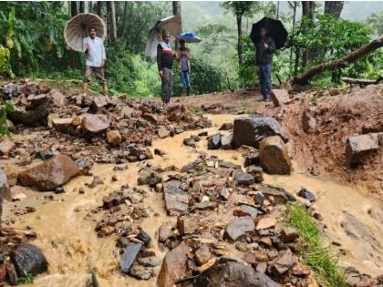 Five dead amid heavy rain in K'taka, cities inundated | Five dead amid heavy rain in K'taka, cities inundated Five dead amid heavy rain in K'taka, cities inundated | Five dead amid heavy rain in K'taka, cities inundated