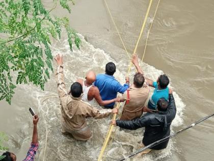 Telangana HC seeks details of relief for flood-hit people | Telangana HC seeks details of relief for flood-hit people Telangana HC seeks details of relief for flood-hit people | Telangana HC seeks details of relief for flood-hit people