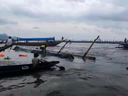 Boat with 70 people capsizes off Philippines coast | Boat with 70 people capsizes off Philippines coast Boat with 70 people capsizes off Philippines coast | Boat with 70 people capsizes off Philippines coast