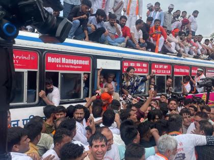 Violence as BJP leaders court arrest in protest against Gehlot govt, over dozen workers injured | Violence as BJP leaders court arrest in protest against Gehlot govt, over dozen workers injured Violence as BJP leaders court arrest in protest against Gehlot govt, over dozen workers injured | Violence as BJP leaders court arrest in protest against Gehlot govt, over dozen workers injured