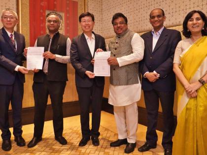 K’taka-Foxconn sign Letter of Intent or two more projects, investments of Rs 5,000 crore | K’taka-Foxconn sign Letter of Intent or two more projects, investments of Rs 5,000 crore K’taka-Foxconn sign Letter of Intent or two more projects, investments of Rs 5,000 crore | K’taka-Foxconn sign Letter of Intent or two more projects, investments of Rs 5,000 crore