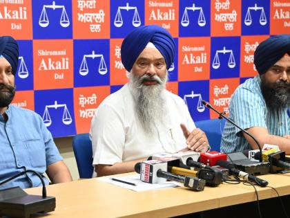 Akali Dal protests raids on Khalsa Aid offices | Akali Dal protests raids on Khalsa Aid offices Akali Dal protests raids on Khalsa Aid offices | Akali Dal protests raids on Khalsa Aid offices