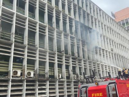 Fire breaks out in Delhi AIIMS, 8 fire tenders rushed | Fire breaks out in Delhi AIIMS, 8 fire tenders rushed