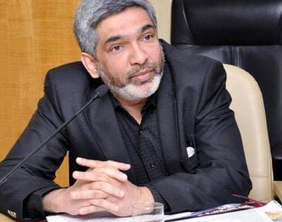 Journalist Zaheeruddin Ali Khan passes away during Gaddar’s funeral procession | Journalist Zaheeruddin Ali Khan passes away during Gaddar’s funeral procession Journalist Zaheeruddin Ali Khan passes away during Gaddar’s funeral procession | Journalist Zaheeruddin Ali Khan passes away during Gaddar’s funeral procession