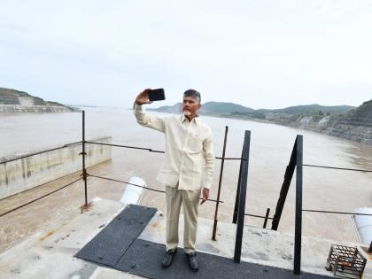 Polavaram became victim of Jagan’s 'inefficiency': Chandrababu Naidu | Polavaram became victim of Jagan’s 'inefficiency': Chandrababu Naidu Polavaram became victim of Jagan’s 'inefficiency': Chandrababu Naidu | Polavaram became victim of Jagan’s 'inefficiency': Chandrababu Naidu