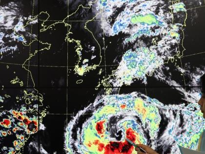 N. Korea urges all-out efforts to minimise damage from typhoon Khanun | N. Korea urges all-out efforts to minimise damage from typhoon Khanun N. Korea urges all-out efforts to minimise damage from typhoon Khanun | N. Korea urges all-out efforts to minimise damage from typhoon Khanun