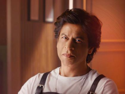 Fans buzz with speculation as SRK's new video goes viral | Fans buzz with speculation as SRK's new video goes viral