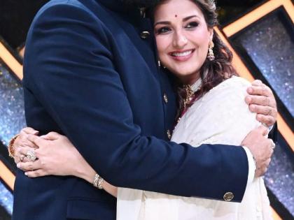 Abhishek Bachchan reveals he was 'kabab mai haddi' in Sonali, Goldie Behl's love story | Abhishek Bachchan reveals he was 'kabab mai haddi' in Sonali, Goldie Behl's love story Abhishek Bachchan reveals he was 'kabab mai haddi' in Sonali, Goldie Behl's love story | Abhishek Bachchan reveals he was 'kabab mai haddi' in Sonali, Goldie Behl's love story