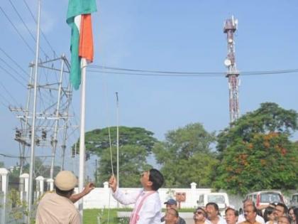 FIR against Assam BJP president for unfurling inverted Tricolour | FIR against Assam BJP president for unfurling inverted Tricolour FIR against Assam BJP president for unfurling inverted Tricolour | FIR against Assam BJP president for unfurling inverted Tricolour