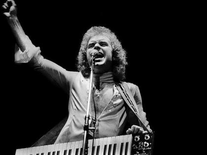 Rockstar Gary Wright dies aged 80 after battling Parkinson's | Rockstar Gary Wright dies aged 80 after battling Parkinson's
