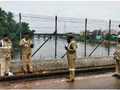 Six killed as heavy rains lash many parts of Telangana | Six killed as heavy rains lash many parts of Telangana Six killed as heavy rains lash many parts of Telangana | Six killed as heavy rains lash many parts of Telangana