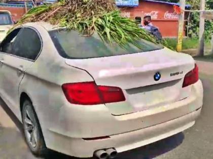 Bihar farmer carries fodder on BMW, video goes viral | Bihar farmer carries fodder on BMW, video goes viral Bihar farmer carries fodder on BMW, video goes viral | Bihar farmer carries fodder on BMW, video goes viral