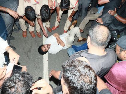 Pawan Kalyan stopped on way to Vijayawada | Pawan Kalyan stopped on way to Vijayawada Pawan Kalyan stopped on way to Vijayawada | Pawan Kalyan stopped on way to Vijayawada
