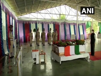 J-K: Tributes offered to CRPF personnel killed in terrorist attack | J-K: Tributes offered to CRPF personnel killed in terrorist attack