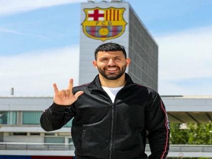 Barcelona announce signing of Sergio Aguero | Barcelona announce signing of Sergio Aguero
