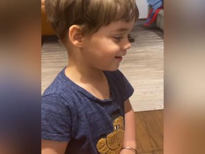 Karan Johar's son finds 'Dadda' boring? | Karan Johar's son finds 'Dadda' boring? Karan Johar's son finds 'Dadda' boring? | Karan Johar's son finds 'Dadda' boring?