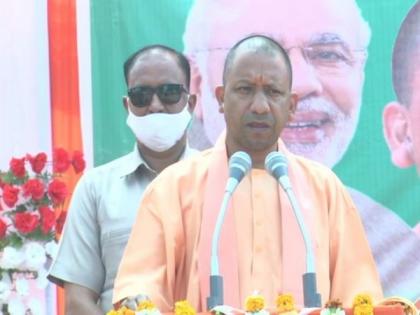 Ration meant for poor usurped by henchmen of SP, BSP in past, alleges Yogi Adityanath | Ration meant for poor usurped by henchmen of SP, BSP in past, alleges Yogi Adityanath