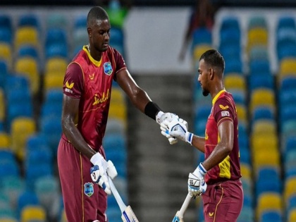 IPL 2022 Auction: Alzarri Joseph sold to GT for Rs 2.4 cr, Meredith goes to MI for Rs 1 cr | IPL 2022 Auction: Alzarri Joseph sold to GT for Rs 2.4 cr, Meredith goes to MI for Rs 1 cr