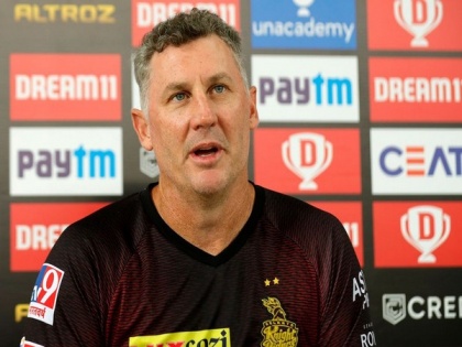 IPL 2021: If Russell hadn't gotten injured, he would have probably bowled 19th over, says Hussey | IPL 2021: If Russell hadn't gotten injured, he would have probably bowled 19th over, says Hussey