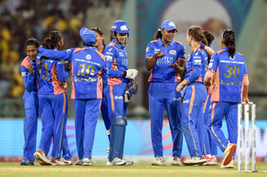 WPL 2025: Amelia Kerr's maiden five-wicket haul restricts UP Warriorz to 150/9 | WPL 2025: Amelia Kerr's maiden five-wicket haul restricts UP Warriorz to 150/9