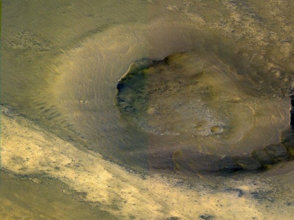 Lava-like mud flows on Mars | Lava-like mud flows on Mars
