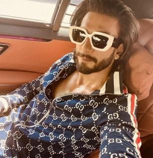 Ranveer Singh posts quirky picture and the Internet has a field day! | Ranveer Singh posts quirky picture and the Internet has a field day!