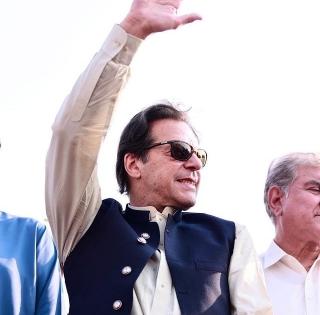 Pak Minister claims Imran is inviting martial law | Pak Minister claims Imran is inviting martial law Pak Minister claims Imran is inviting martial law | Pak Minister claims Imran is inviting martial law