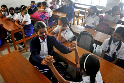 22% of students in Bengal enrolled for upper primary schools dropped out: CPI(M) survey | 22% of students in Bengal enrolled for upper primary schools dropped out: CPI(M) survey