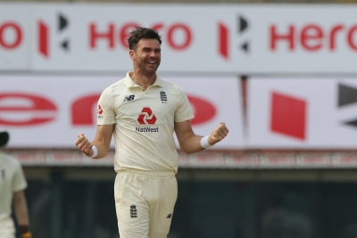 Anderson declares himself fit for England selection; Saqib injury brightens veteran seamer's chance | Anderson declares himself fit for England selection; Saqib injury brightens veteran seamer's chance