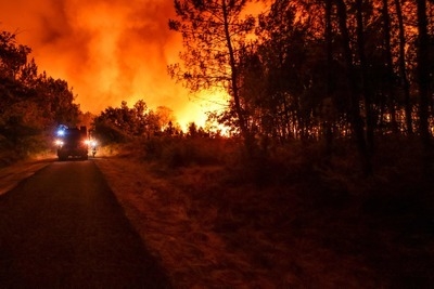 France receives help from EU nations to battle raging forest fires | France receives help from EU nations to battle raging forest fires