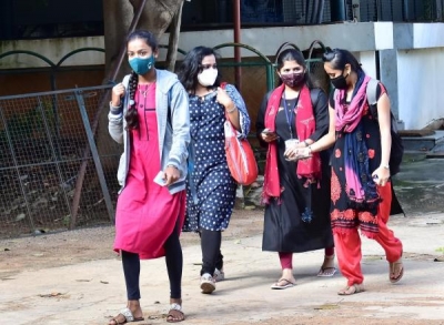 Karnataka medical, dental colleges re-open amid Covid spread | Karnataka medical, dental colleges re-open amid Covid spread Karnataka medical, dental colleges re-open amid Covid spread | Karnataka medical, dental colleges re-open amid Covid spread