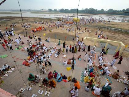 12 German nationals offer 'pind daan' in Gaya | 12 German nationals offer 'pind daan' in Gaya 12 German nationals offer 'pind daan' in Gaya | 12 German nationals offer 'pind daan' in Gaya