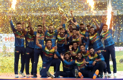 Sri Lankan cricket and netball teams given rousing welcome in Colombo | Sri Lankan cricket and netball teams given rousing welcome in Colombo