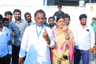 Munugode by-election: TRS maintains lead in tight race | Munugode by-election: TRS maintains lead in tight race