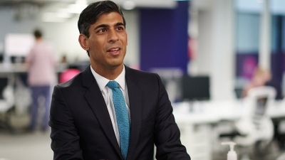 Rishi Sunak was allegedly present at UK PM's B-Day bash during Covid lockdown | Rishi Sunak was allegedly present at UK PM's B-Day bash during Covid lockdown Rishi Sunak was allegedly present at UK PM's B-Day bash during Covid lockdown | Rishi Sunak was allegedly present at UK PM's B-Day bash during Covid lockdown