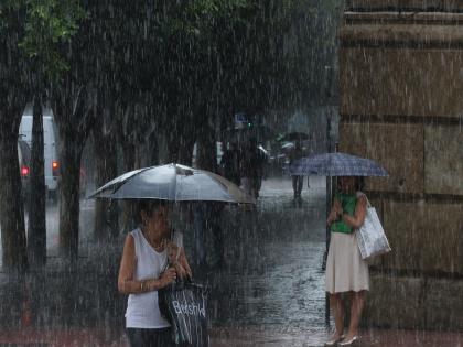 Madrid braces for torrential rain, residents asked to stay indoors | Madrid braces for torrential rain, residents asked to stay indoors Madrid braces for torrential rain, residents asked to stay indoors | Madrid braces for torrential rain, residents asked to stay indoors