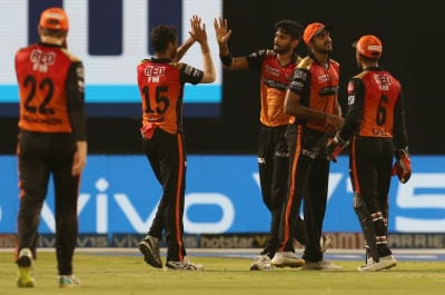 COVID-19: Warner applauds SRH for donating Rs 10 crore | COVID-19: Warner applauds SRH for donating Rs 10 crore
