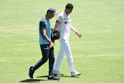 4th Test: Saini taken for scans after groin injury | 4th Test: Saini taken for scans after groin injury