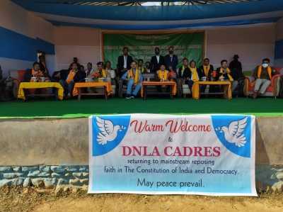 67 DNLA militants surrender in Assam, deposit large cache of arms | 67 DNLA militants surrender in Assam, deposit large cache of arms 67 DNLA militants surrender in Assam, deposit large cache of arms | 67 DNLA militants surrender in Assam, deposit large cache of arms