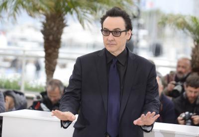 John Cusack attacked while filming Chicago protests | John Cusack attacked while filming Chicago protests