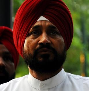 Its Cong vs. Cong in Punjab on AG removal | Its Cong vs. Cong in Punjab on AG removal Its Cong vs. Cong in Punjab on AG removal | Its Cong vs. Cong in Punjab on AG removal
