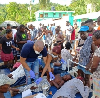 Death toll from 7.2-magnitude quake in Haiti reaches 1,297 | Death toll from 7.2-magnitude quake in Haiti reaches 1,297